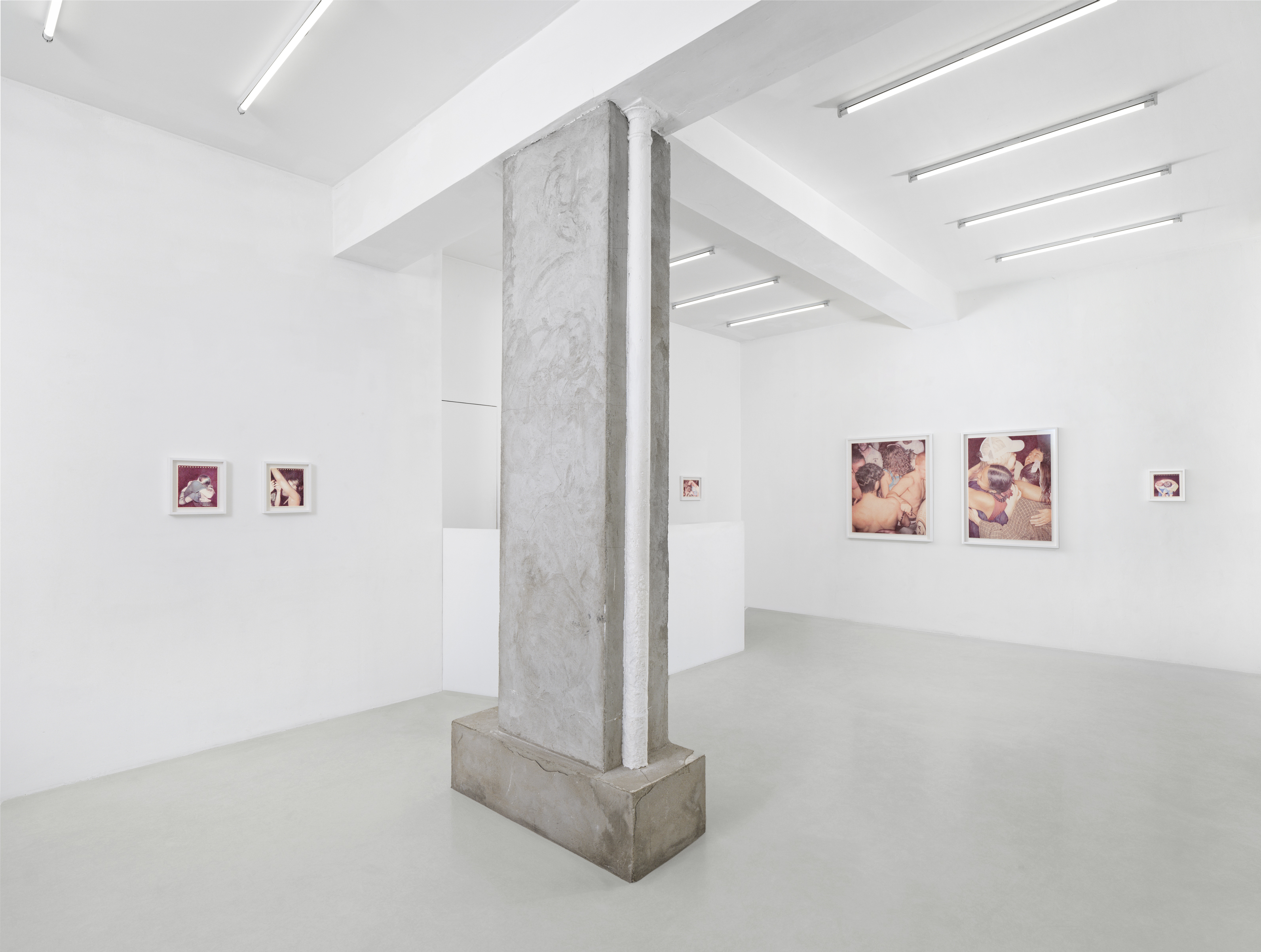 Vue d'exposition — Dancing on a Volcano, Robin Wen, Galerie C, Paris, 2026. Photo : Aurélien Mole.